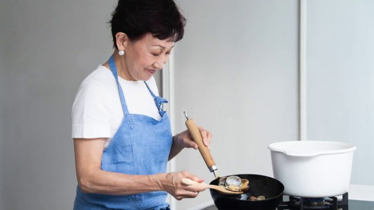 あさり の濃厚なうまみを丸ごといただきます！「 ボンゴレビアンコ 」 松田美智子 のサカナが食べたい！#4｜kufura [クフラ]