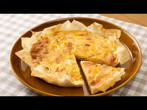 玉ねぎとベーコンの春巻きキッシュ