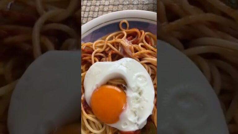 ママーから発売中のナポリタン大盛りスパゲティ🍝を食べてみました。【咀嚼音注意‼️】