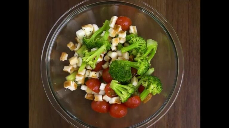 彩り鮮やかさわやかな味わい　焼きはんぺんとブロッコリーのサラダ ｜ moguna[モグナ]