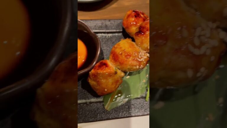 ショート動画【つくね】 #shorts #ショート #つくね＃串焼き＃炭火焼#たれ＃とりつくね