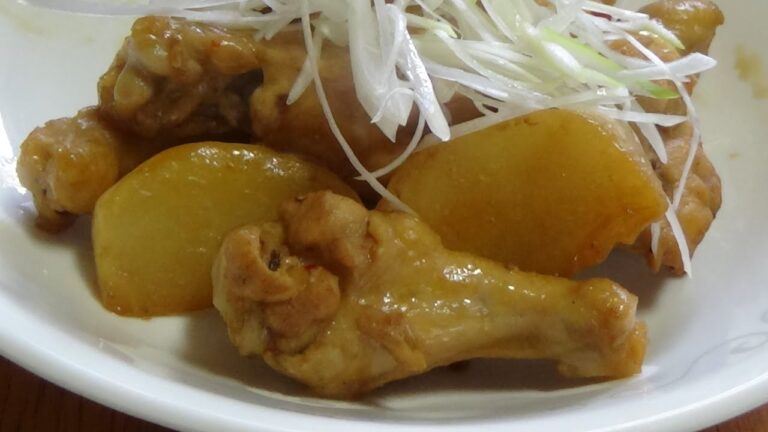 とっても美味しい！【手羽元と蕪のピリ辛さっぱり煮】　家庭料理の真骨頂