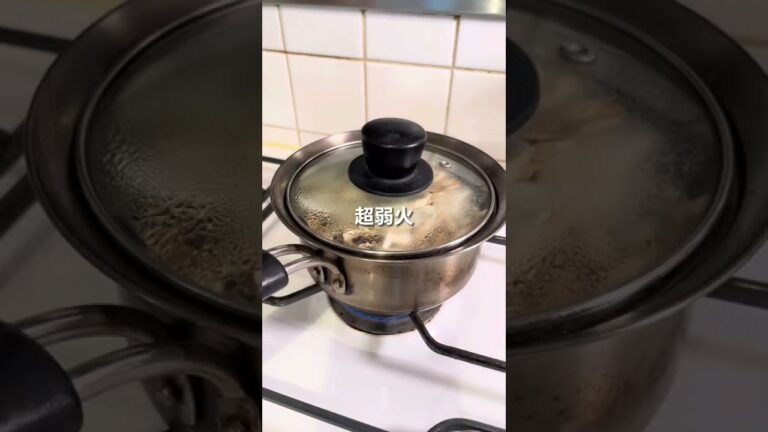 濃厚なマッシュルームスープを作るプロの技