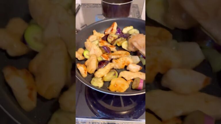 鶏むね肉とナスとニラの甘酢炒め　#youtubeshorts #簡単レシピ