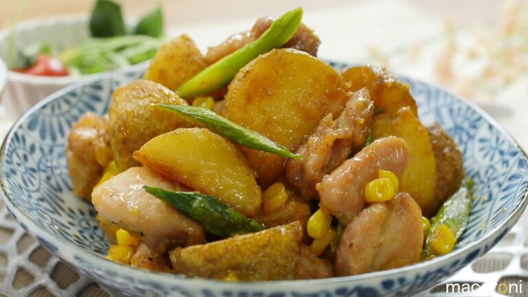 コク旨ホクホク！「新じゃがいもと鶏肉の味噌バターコーン炒め」のレシピ・作り方