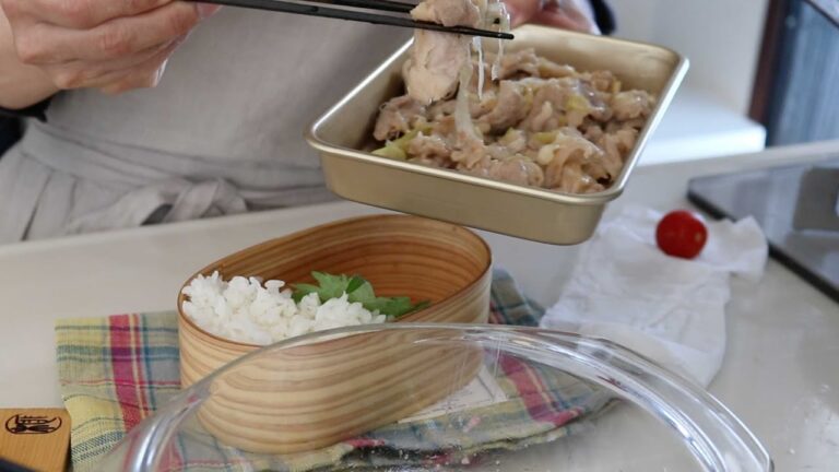 【お弁当作り】これは作って欲しい！豚こま肉のネギ味噌ダレ弁当bento＃751