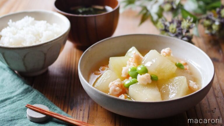 丁寧な和食。冬瓜と海老のあんかけ