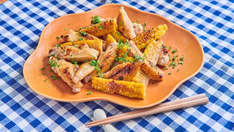 とうもろこしと手羽中のガーリック焼き