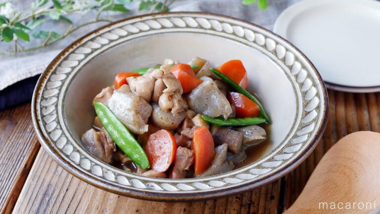 【鶏ごぼうのうま煮】こっくり染みうま！ご飯が進む♪｜macaroni（マカロニ）