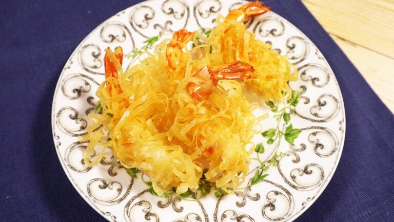 香ばしい衣の食感！えびの変わり揚げ
