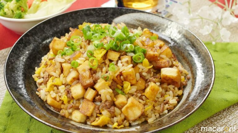 もっちりカリカリ！焦がししょうゆの 和風 厚揚げ チャーハン のレシピ 作り方