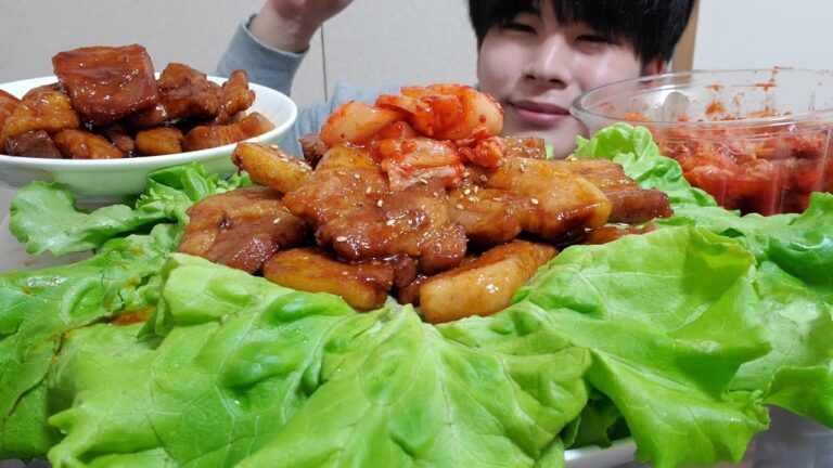 [今日はガッツリ食べたい日]サムギョプサル丼作って食べたらスプーンが止まらなーい![料理×モッパン]