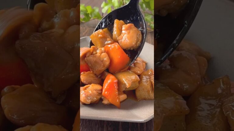 【簡単すぎる煮物】　ちょっぴり懐かしい　鶏もも肉と人参こんにゃくの甘辛煮🥰
