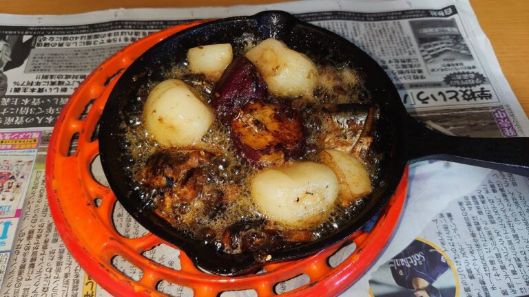 深夜4時の悪魔飯(缶詰いわしとジャンボニンニク) Late night immoral meals #shorts #晩酌 #アヒージョ