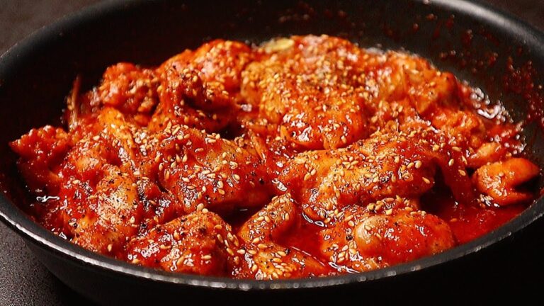 秘伝のタレに漬けて焼くだけでガチで白米が止まらん鶏肉料理を教えます『プルダック(激辛チキン)』の作り方