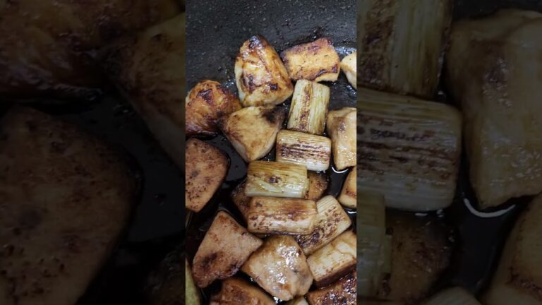 @生メカジキとネギの炙り炒め。