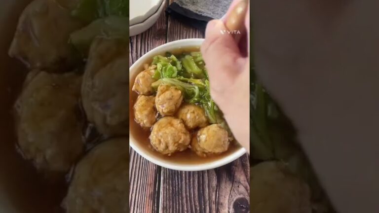 体ほっこりポカポカ♪鶏団子と白菜の生姜あん【節約ごはん おうちごはん おかず 料理 レシピ 簡単レシピ 今日のごはん 作り置き】