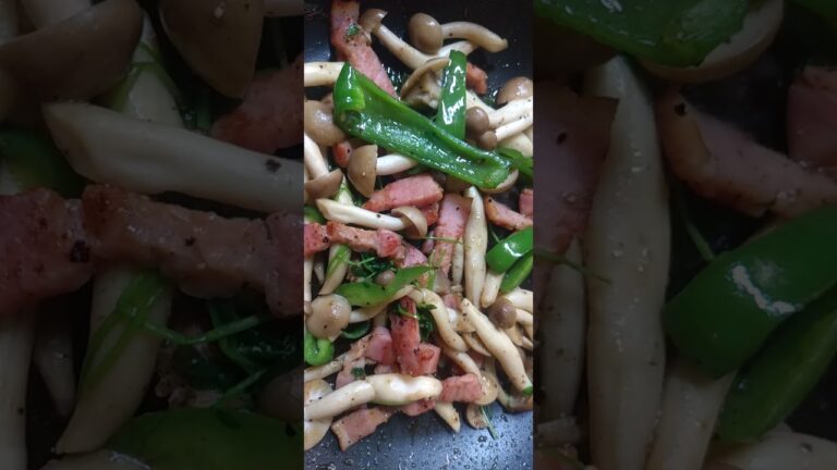 豆苗とベーコンとしめじとピーマン炒め作ったよ～＾ｑ＾