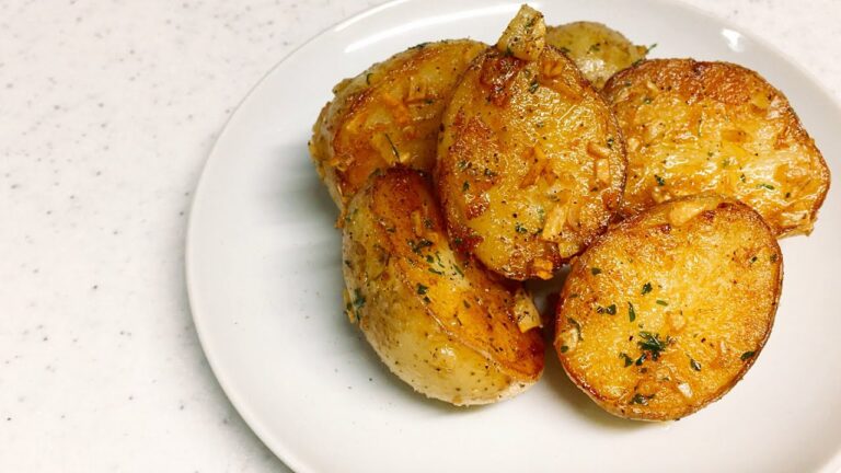 新じゃがいものガーリックバター焼き
