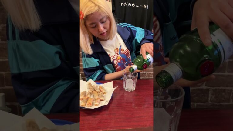 【レシピ】簡単すぎるカニカマチーズ春巻き  #レシピ #料理 #料理動画 #簡単レシピ #ズボラ料理 ##レシピ動画  #ズボラ飯  #ズボラ料理