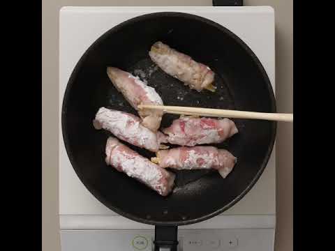 さつまいもの豚肉巻き甘酢炒め