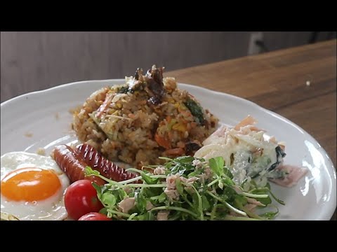 一人暮らし　朝ごはん　ワンプレートチャーハン