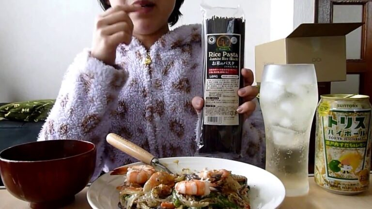カルボニャ～ラ、玉ねぎスープ、トリスハイボール期間限定