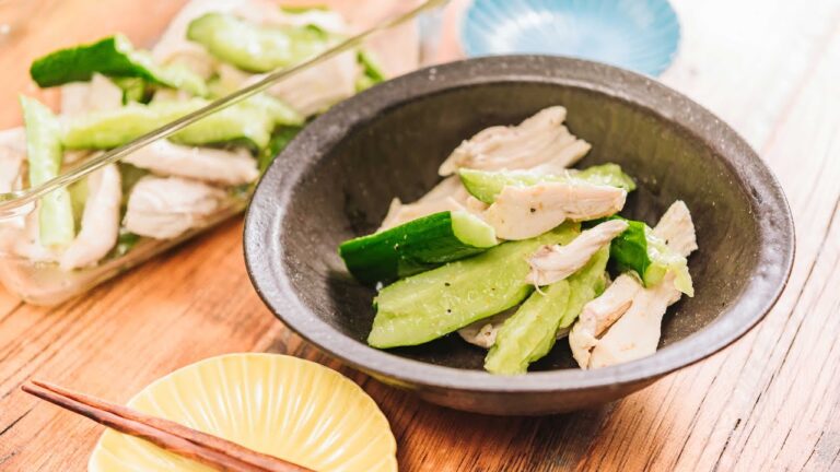 チキンとたたききゅうりのうま塩漬け