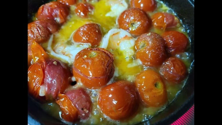 男飯。ミニトマト🍅と海老のアヒージョ