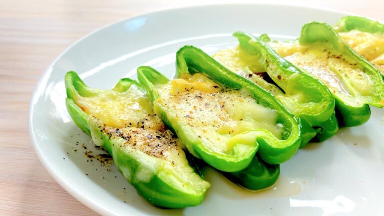 ズボラ主婦のズボラおつまみ。 ピーマンのチーズ焼き#shorts