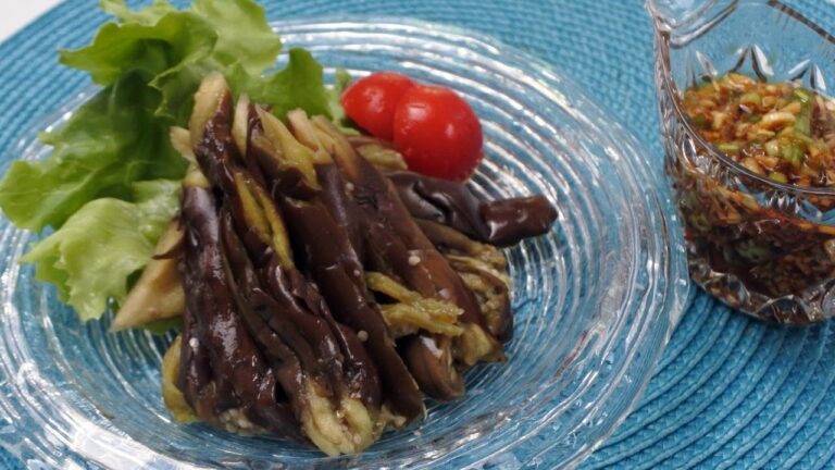 【なすのナムル】レンジで完結｜暑い夏でも食べたくなる無限なすナムルの作り方