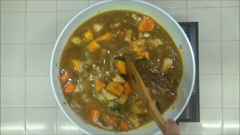 1819_鶏ムネ肉と根菜のヘルシー和風カレー