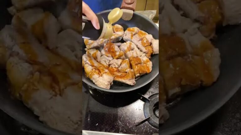 これで煮込むと柔らかくなる！？スペアリブの●●煮込み