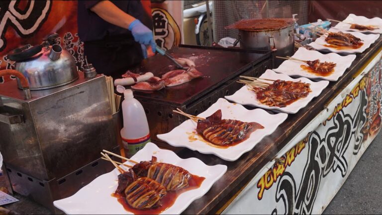 【屋台イカ焼き】500円で味わう絶品の香ばしさ 行列屋台 職人技の作り方Japanese street food Ikayaki