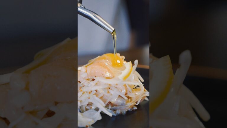 新玉ねぎとスモークサーモンのマリネ