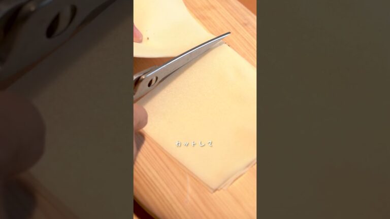 サクサクッジュ〜シ〜！いちじくチーズミニ春巻き #shorts