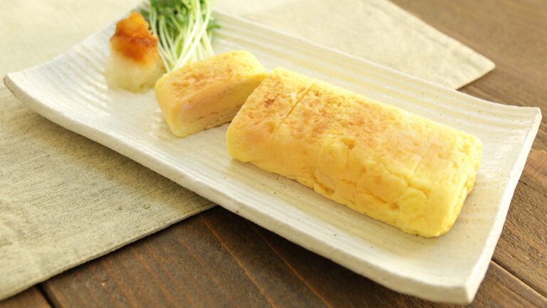 基本のだし巻き卵