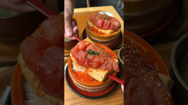 明太子を丸ごと2本載せた明太いくら玉子焼き丼が最高！