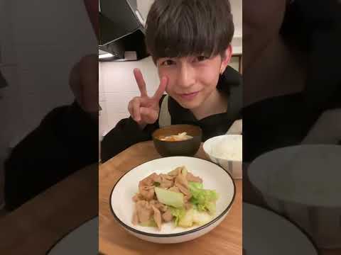 【重大発表あり】豚バラキャベツのうま塩炒め&豚汁！！ #Shorts