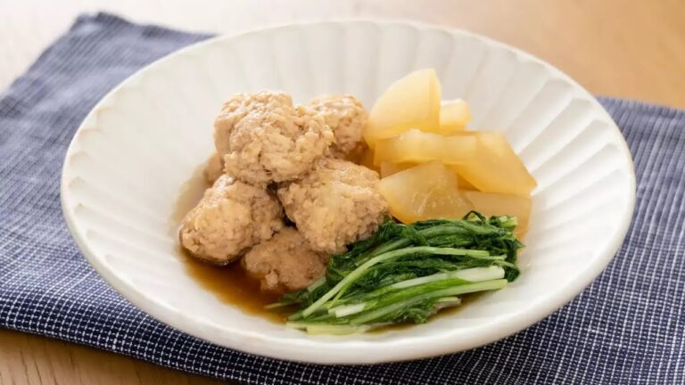鶏だんごと大根の煮物