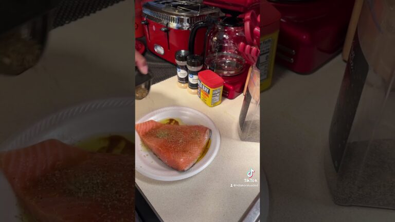 PART TWO : SALMON W/  RICE AND BEANS #blackyoutuber #food #conentcreators #cooking