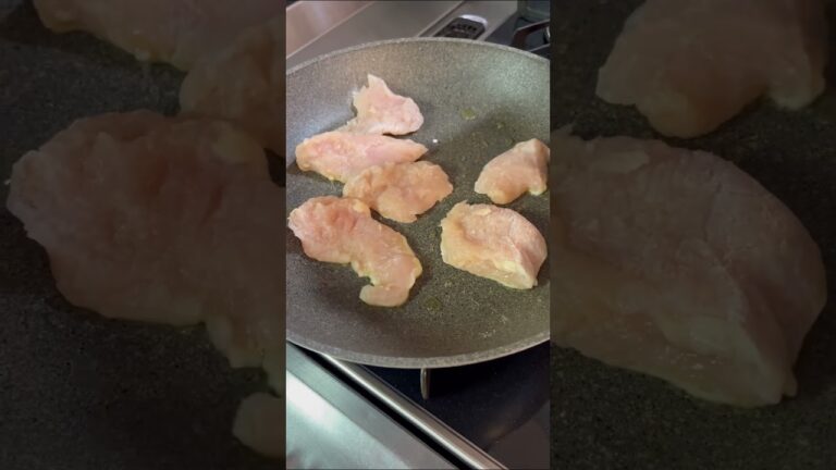 ご飯が進む！むね肉deごま照りチキン レシピはコメント欄に記載 #shorts