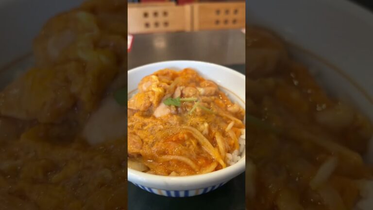 なか卯でお昼ごはん　親子丼ときつねうどん