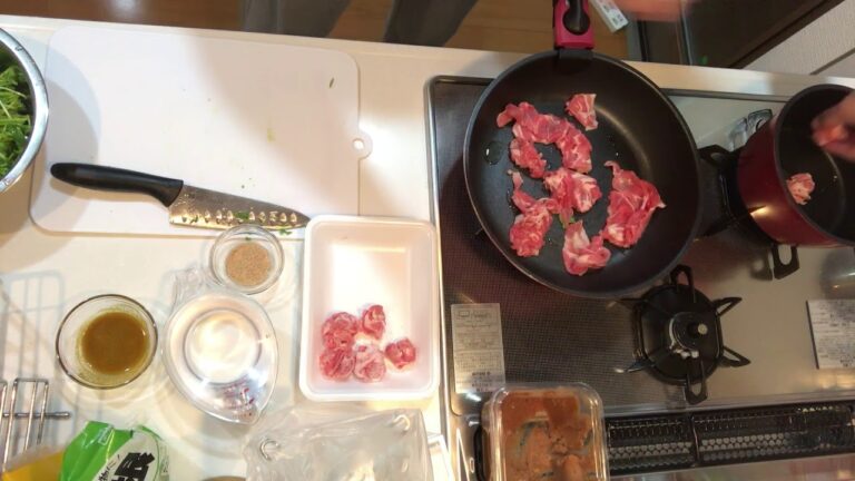 業務スーパー食材で作る簡単料理動画 豚肉と豆苗のカレー粉炒め