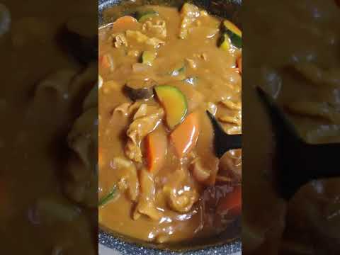 【料理】今夜は夏野菜カレーだよ〜！#生活音#料理