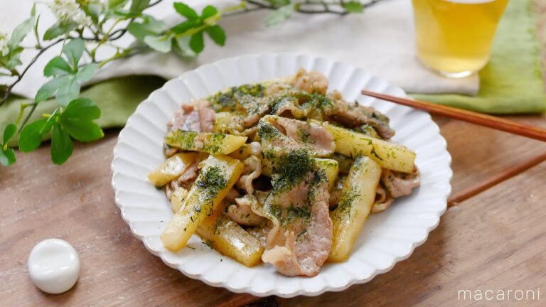 【豚肉と長芋ののりバター醤油炒め】豚こま肉で簡単レシピ！長芋の食感がやみつきに♪｜macaroni（マカロニ）