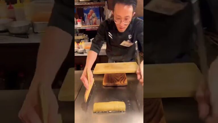 鉄板で巻く！イカスミ入りだしまき玉子｜南風 多治見店〈高橋店長編〉 #料理動画 #鉄板焼き #南風 #cooking