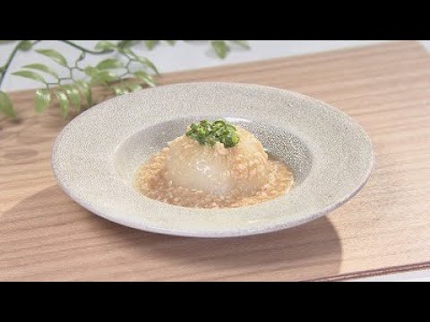 まるごと新玉ねぎのそぼろあんかけ