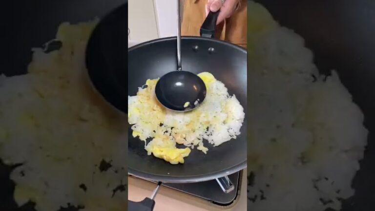 【セブンおにぎり×チャーハン】エビマヨおにぎりで簡単海老チャーハン#毎日がチャーハンの様な生活#アフロ #チャーハン #チャーハンレシピ #セブンイレブン#アフロちゃんねる