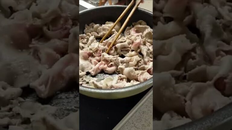 塩こんぶ万能すぎ！豚肉の簡単スピード飯